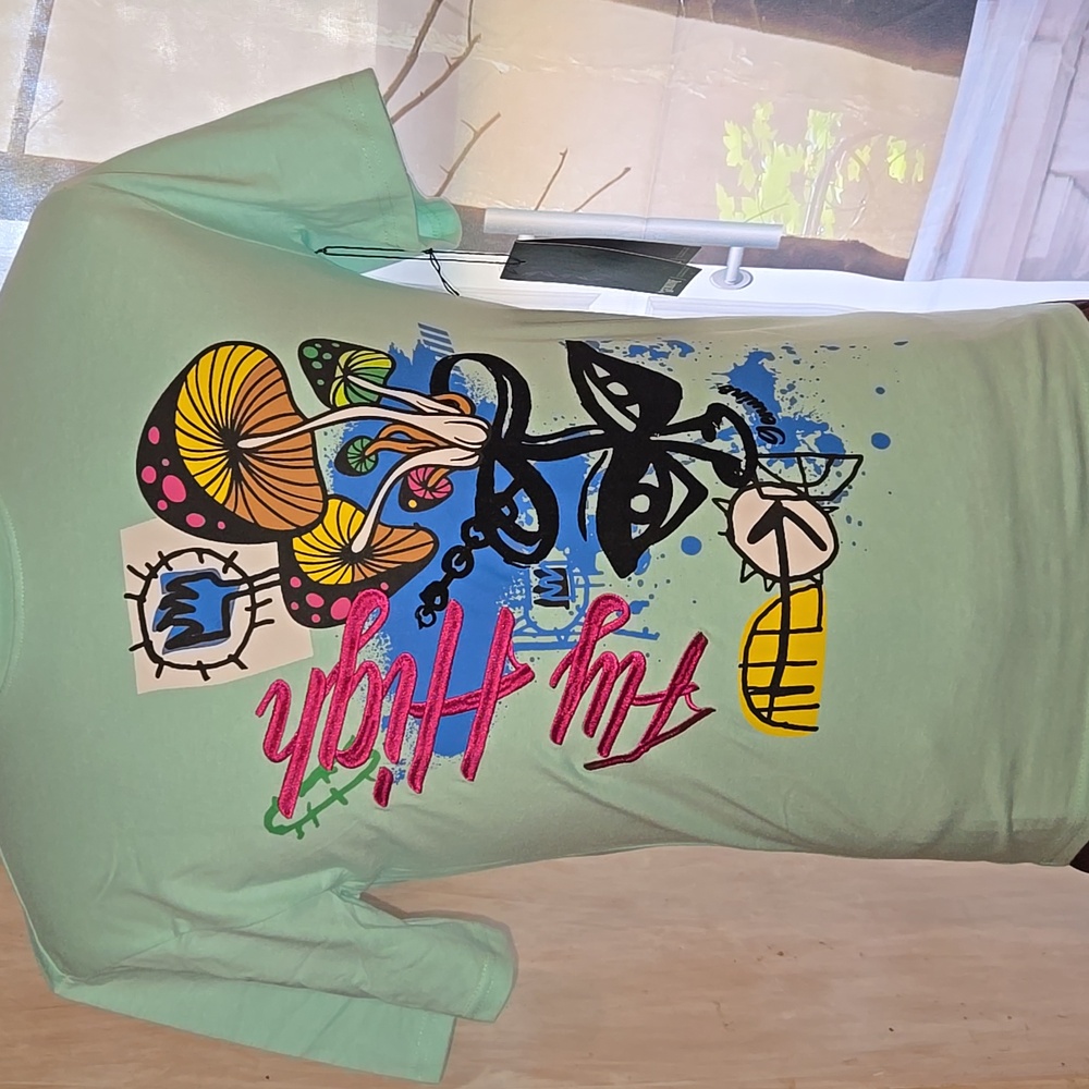 Genuine Authentic Brand Tee Size Small